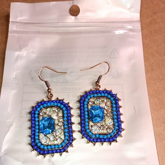 2/$30 Or 3/$35 Vintage bohemian drop dangle earrings - (#1,046) - Picture 1 of 3